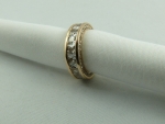 klassischer Ring eine funkelnde Schnheit vergoldet